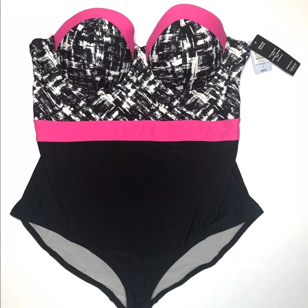 NWT torrid sz 3 one piece